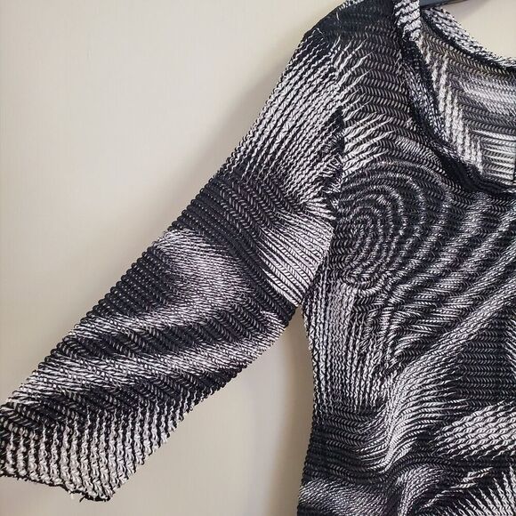 KAKTUS Tunic Size Large Asymmetric Handkerchief Hem black/white Top Mesh Scoop - Picture 5 of 13